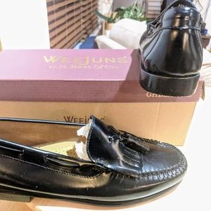 Bass Weejuns black tassel loafers